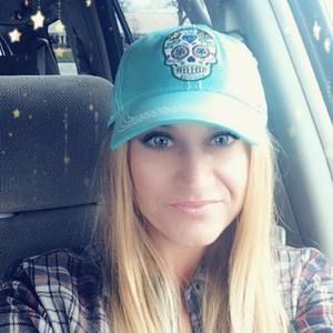 Meet your Posher, Angela